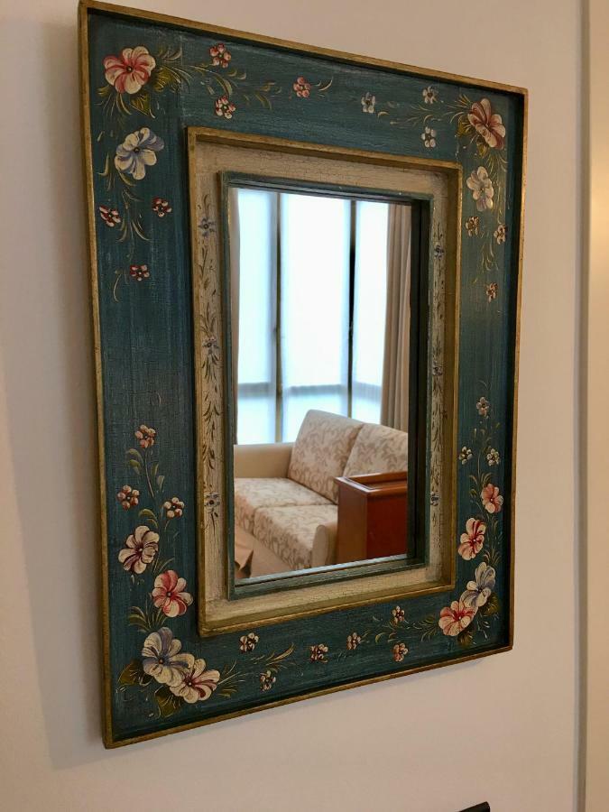 Apartment Zagara - Gardone Riviera Center Eksteriør billede
